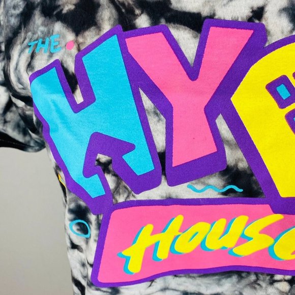 The Hype House Tik Toc Teenage Influencers Mansion Moorpark CA Crop T-Shirt XS - Picture 4 of 10